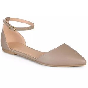 Journee Collection Women's Beige Pointed-Toe Flats NEW size 7.5